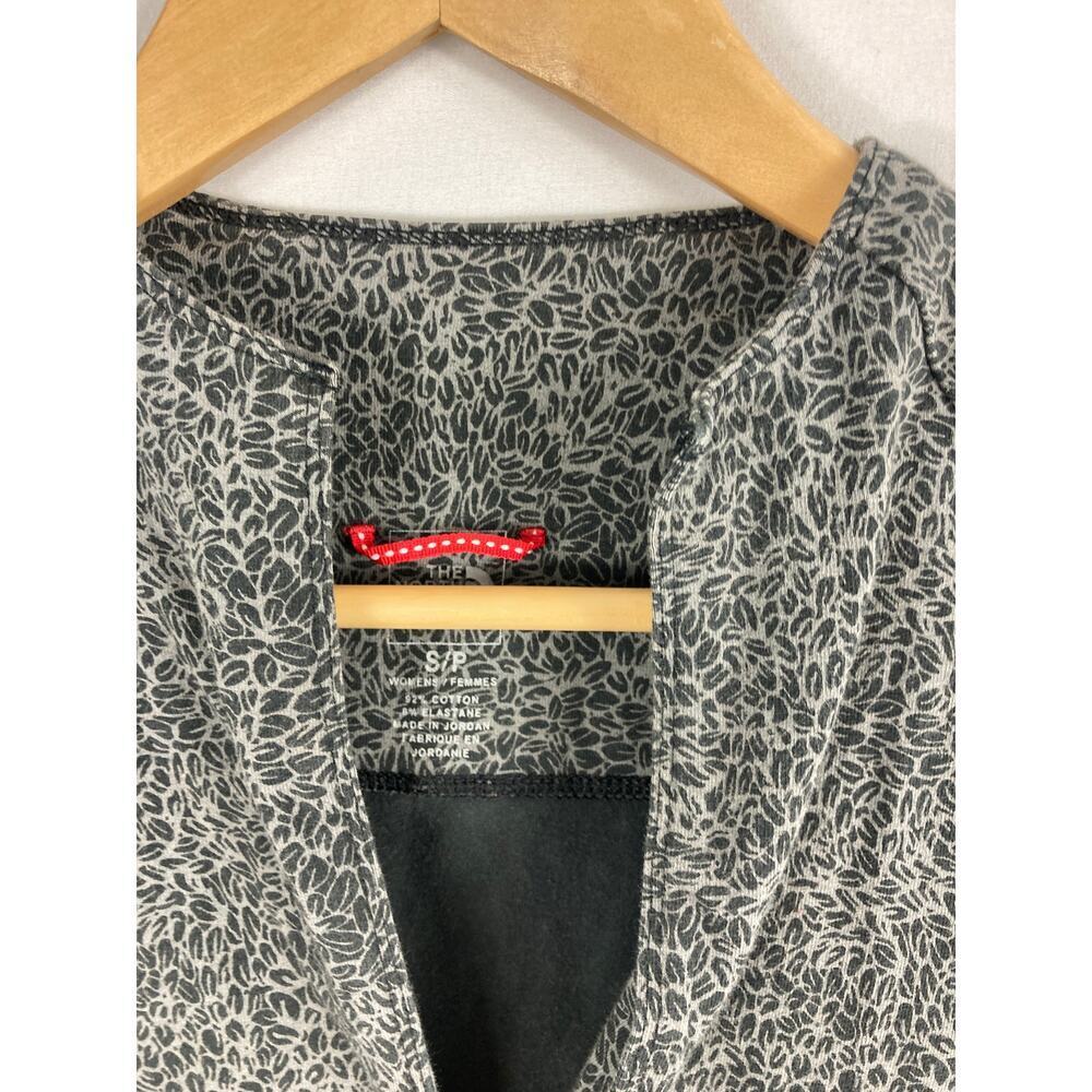 North Face Patterned 1/4 Zip Pullover Size Small - image 3